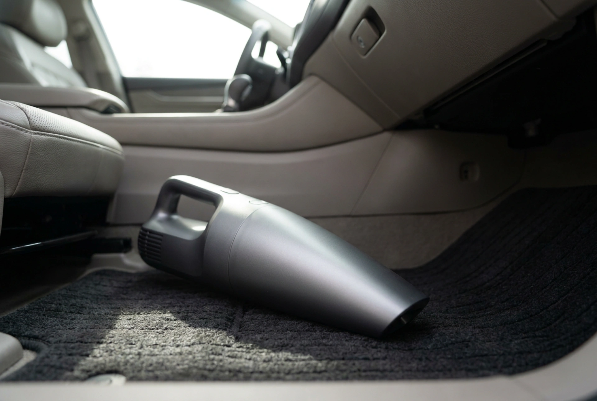 How to Extend the Battery Life of Your Cordless Car Vacuum