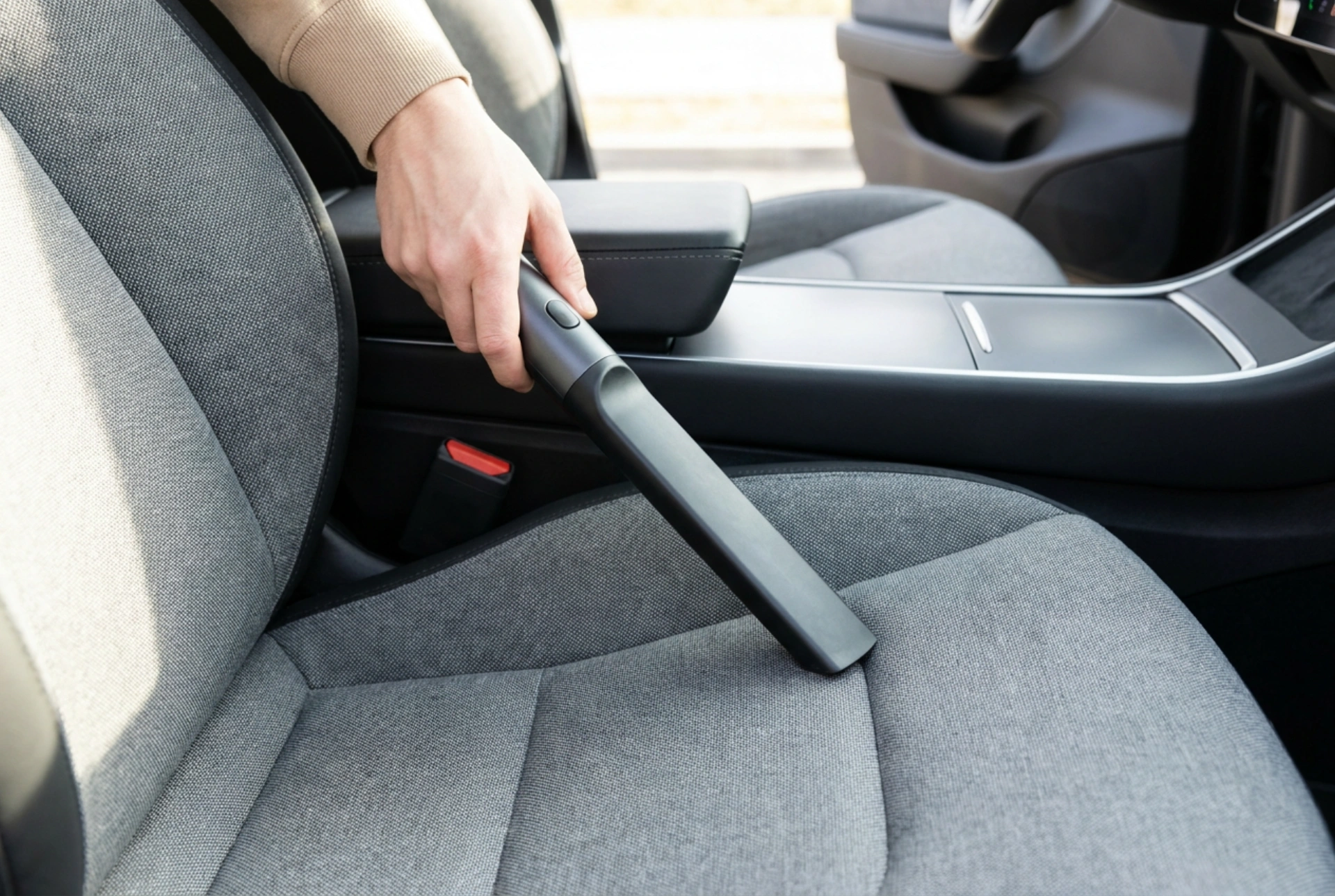 How to Achieve a Deep Clean of Your Car Interior Using a Professional Vacuum Cleaner